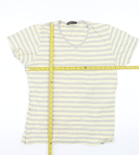 Cedarwood State Men’s Grey Yellow Striped Cotton V-Neck T-Shirt Size S