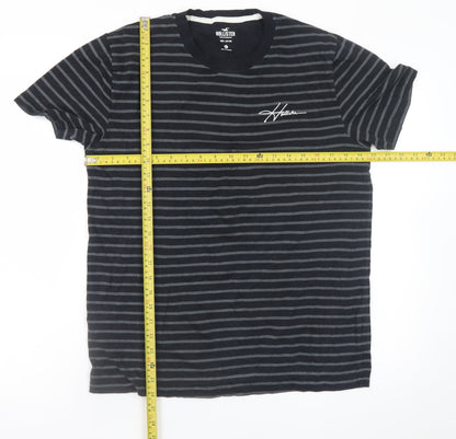 Hollister Men’s Navy Striped Crew Neck Cotton T-Shirt Medium