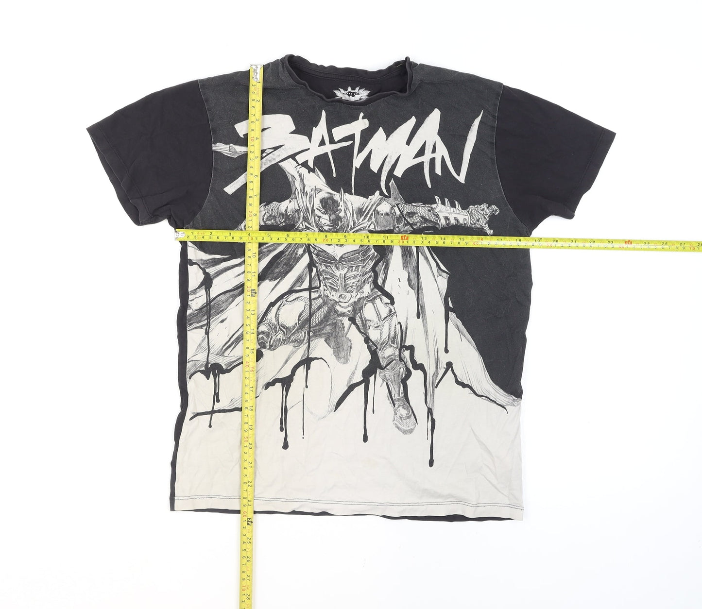 Cedar Wood State Men's Black Batman Graphic Short Sleeve T-Shirt M