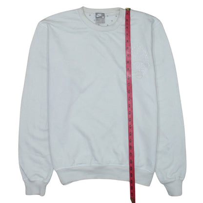 Nike Men's White Embroidered Logo Pullover Sweatshirt M Regular Fit