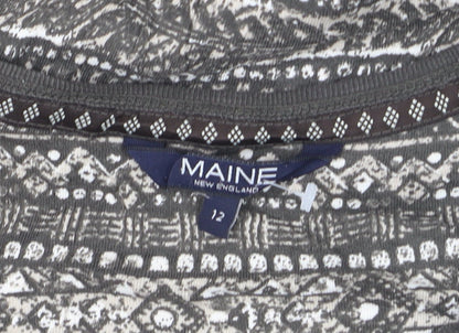 Maine New England Womens Grey Geometric T-Shirt Size 12 Short Sleeve