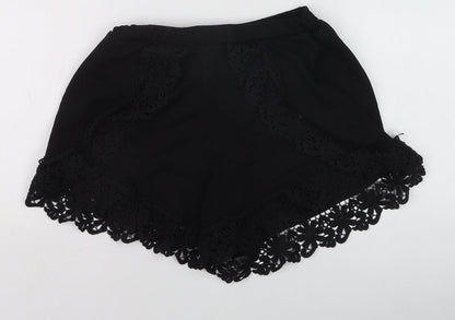 Boohoo Women’s Black Lace Trim Casual Shorts Size 8