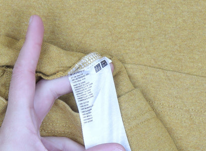 Uniqlo Men Yellow Cotton Crew Neck Pocket T-Shirt Size M