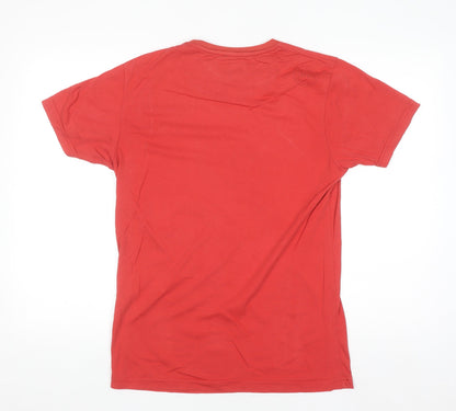 DC Comics Originals Men’s Red The Penguin Graphic T-Shirt Medium