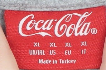 Coca-Cola Men's Grey Christmas Truck Graphic T-Shirt XL