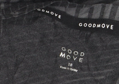 Marks and Spencer Goodmove Women’s Black Geometric Active T-Shirt Size 18