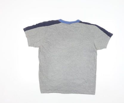 FILA Men's Grey V-Neck Colourblock Sports T-Shirt Size L