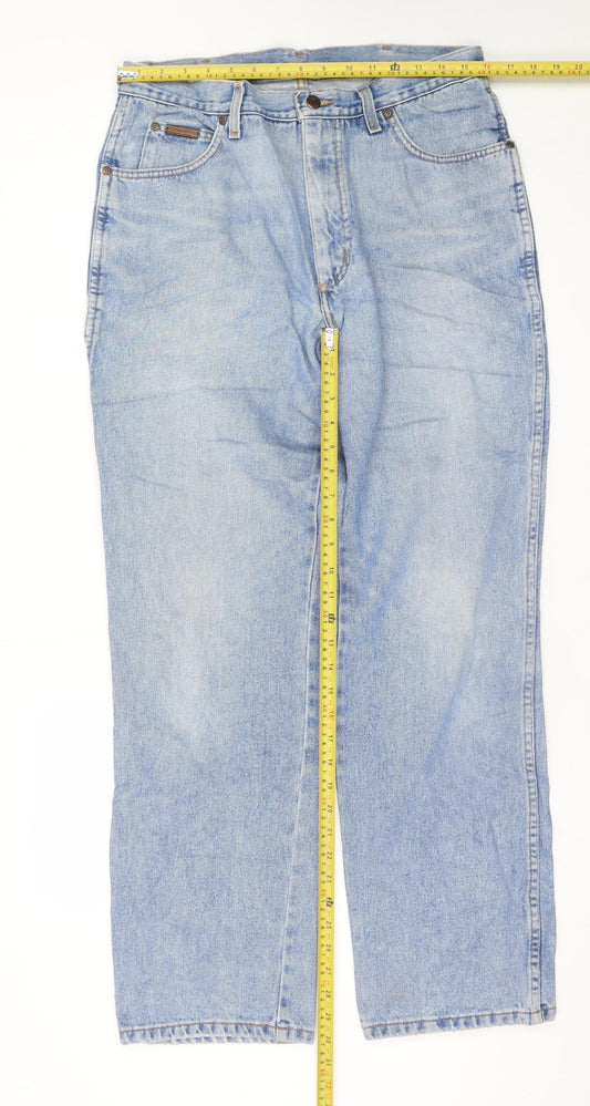 Wrangler Men's Blue Light Wash Straight Leg Jeans W34 L32