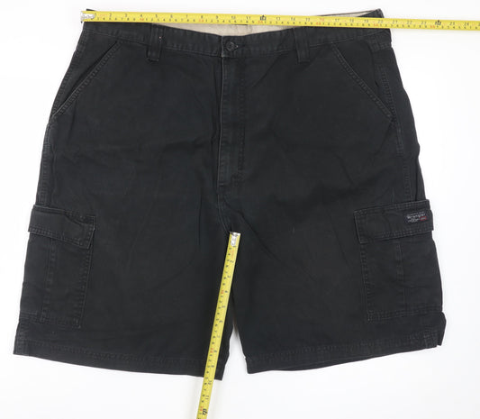 Wrangler Men Black Cargo Shorts Size XL 42in Cotton Workwear