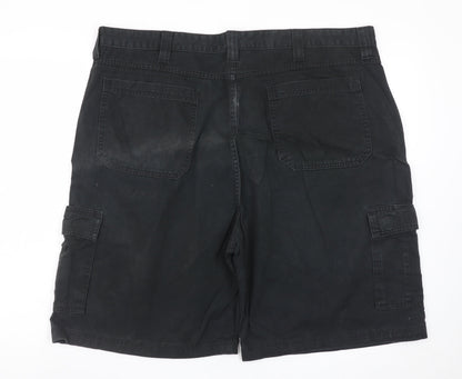 Wrangler Men Black Cargo Shorts Size XL 42in Cotton Workwear