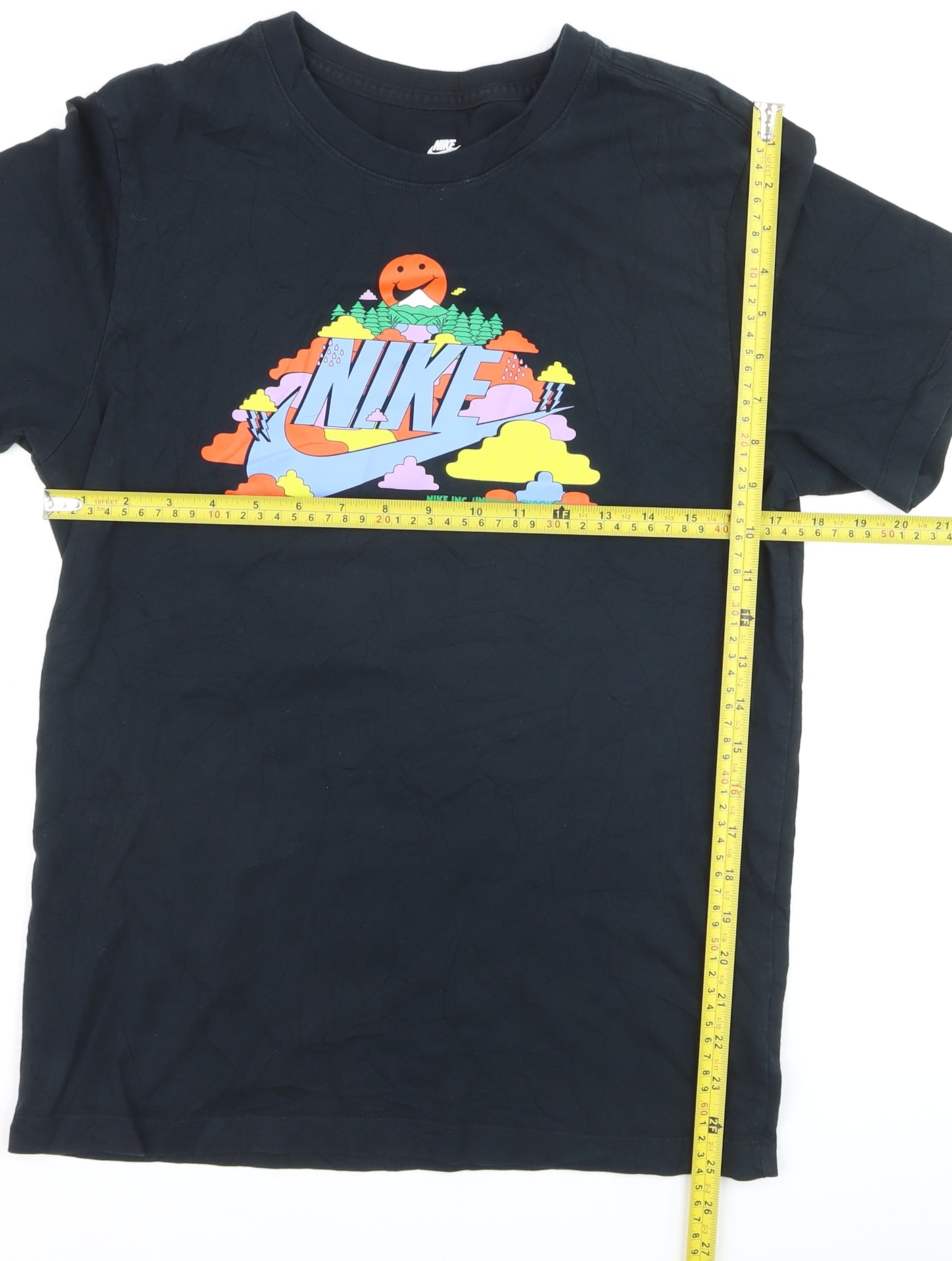 Nike Women's Black Graphic T-Shirt Small Short Sleeve Cotton