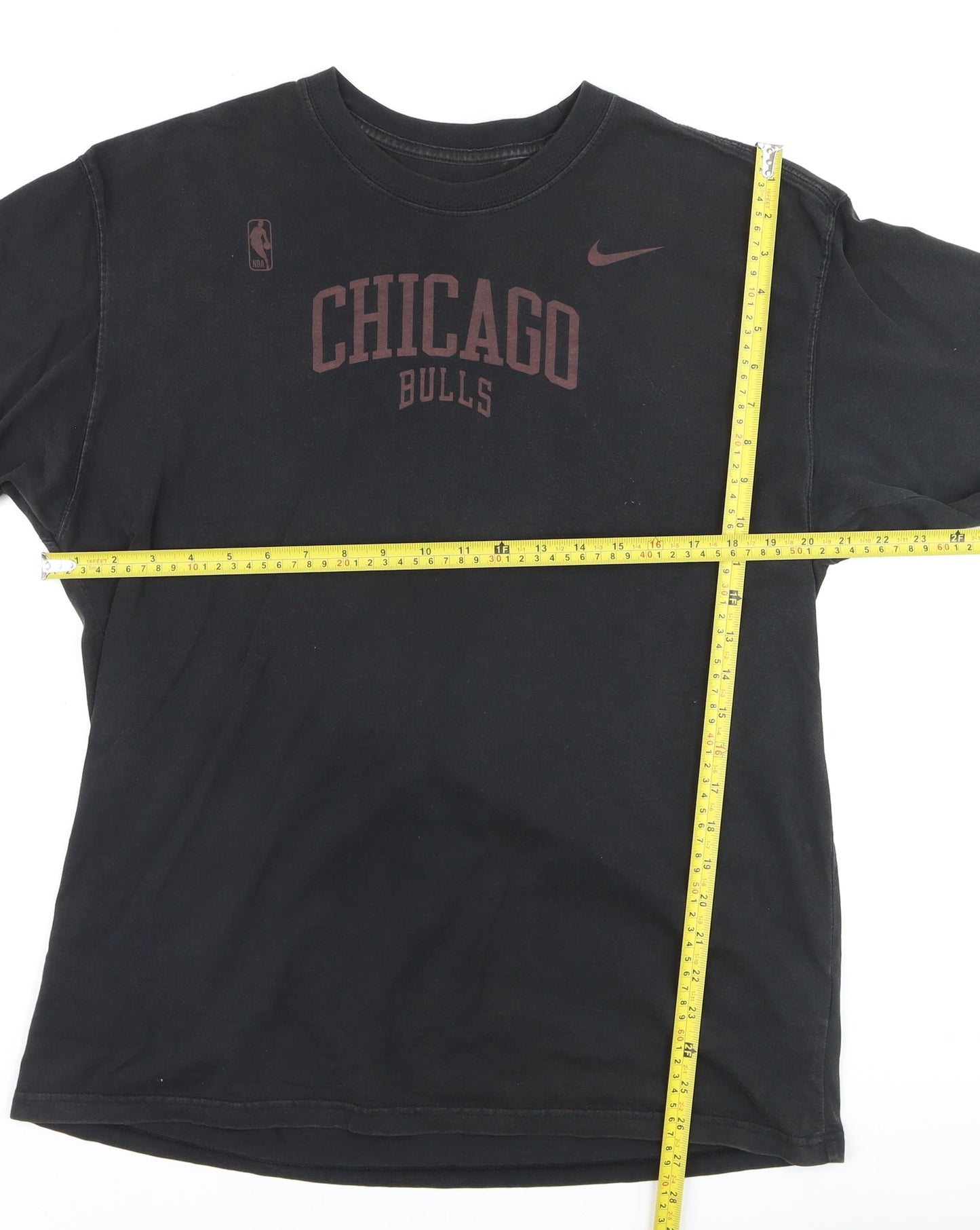 Nike Men’s Black Chicago Bulls NBA T-Shirt Size M Loose Fit