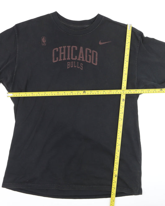 Nike Men’s Black Chicago Bulls NBA T-Shirt Size M Loose Fit