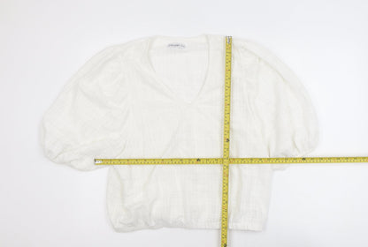 Gallery Women’s Ivory Puff Sleeve V-Neck Cropped Blouse Size M