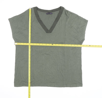 Marks and Spencer Women’s Green V-Neck Jersey T-Shirt Size 16