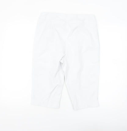 Roman Women’s White Bermuda Stretch Shorts Size 16