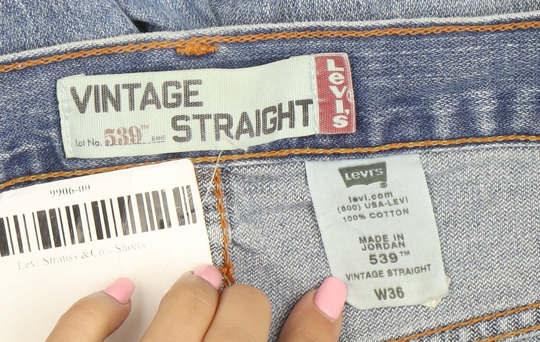 Levi's Men's Blue Denim Vintage Straight Shorts W36