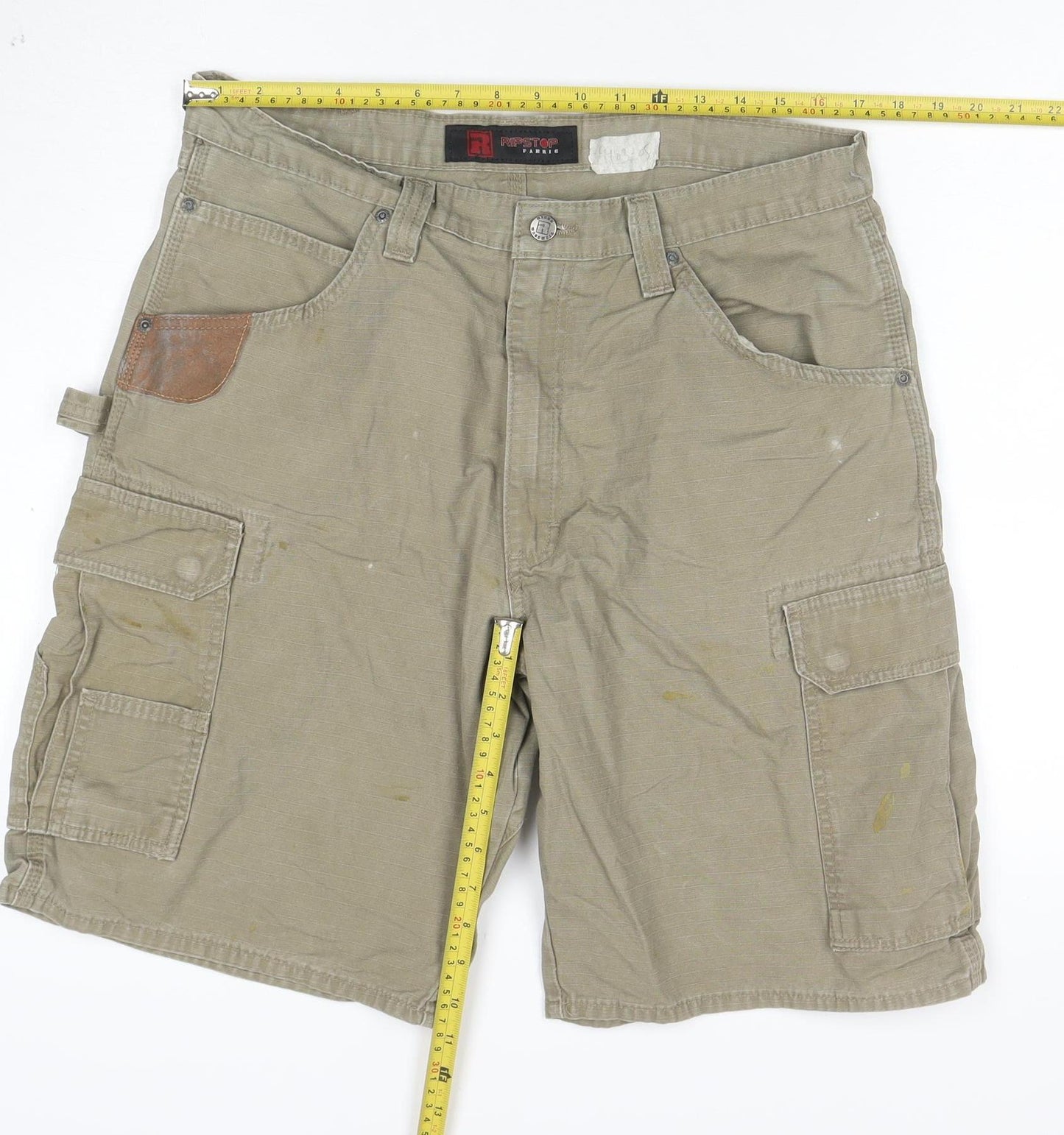 Wrangler Men's Beige Cargo Shorts Size 36 Canvas Cotton Workwear