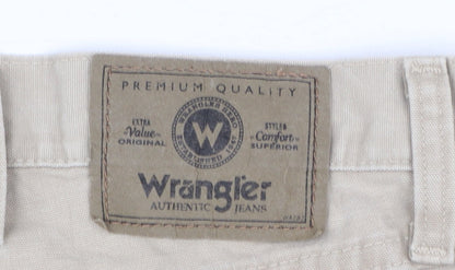 Wrangler Men Beige Regular Fit Chino Shorts Size 42