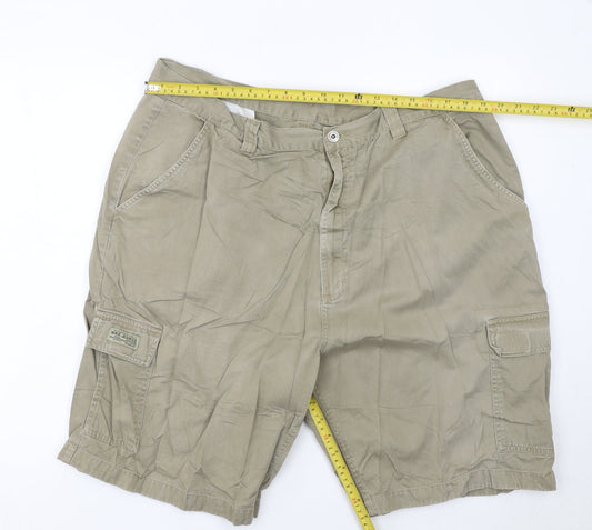 WRG Jean Co Men Beige Cargo Shorts Size 40 Cotton Casual