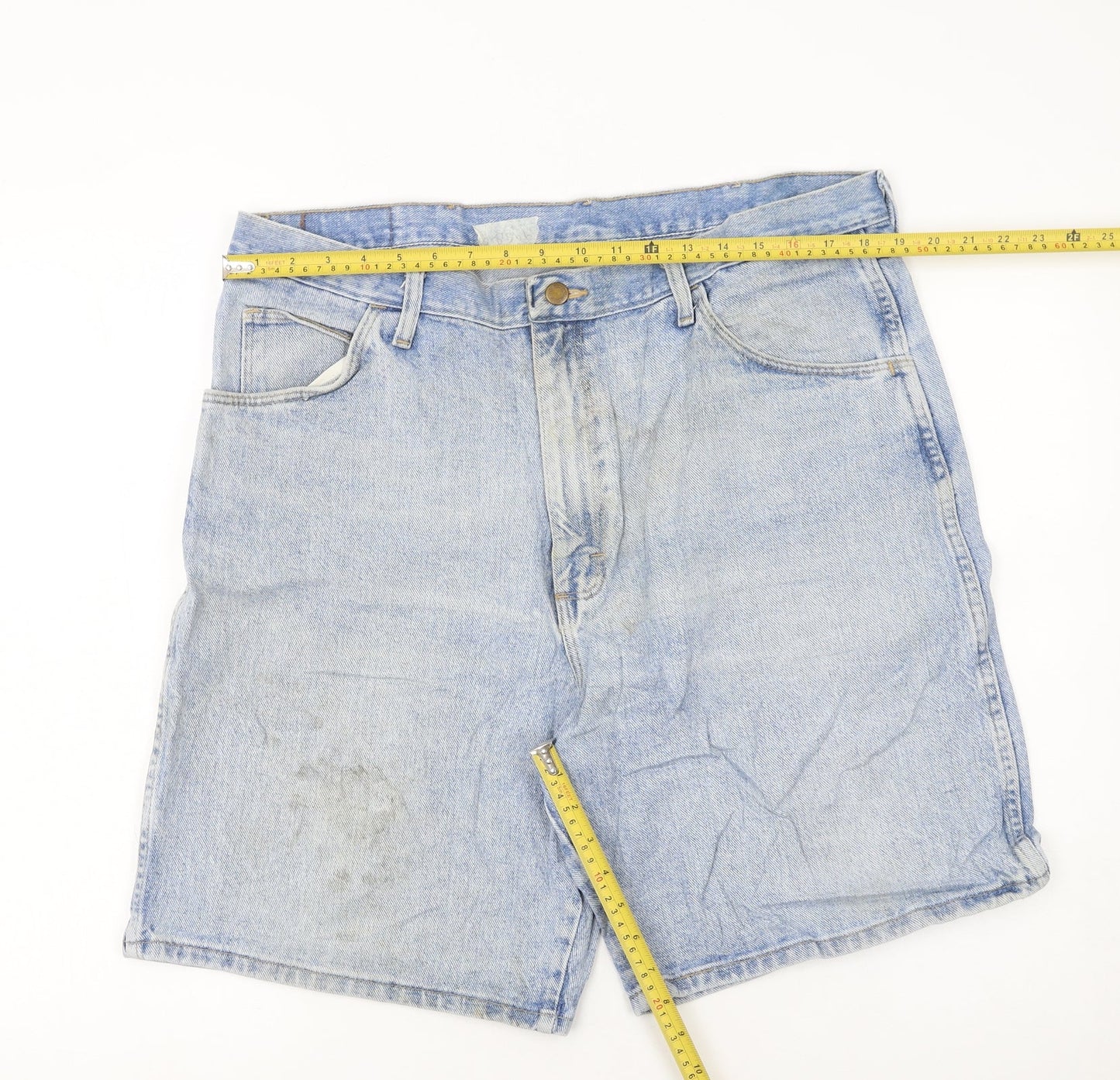 Wrangler Men's Blue Denim Light Wash Regular Fit Chino Shorts 38in