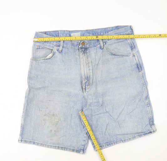 Wrangler Men's Blue Denim Light Wash Regular Fit Chino Shorts 38in