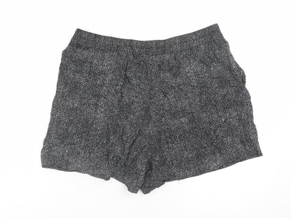 H&M Women’s Black Printed Viscose Chino Shorts Size 12