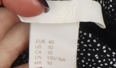 H&M Women’s Black Printed Viscose Chino Shorts Size 12