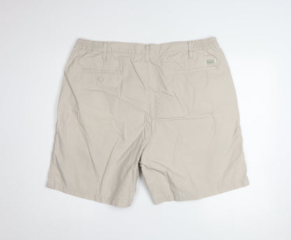 Wrangler Hero Originals Men's Beige Chino Shorts Size 42 Cotton