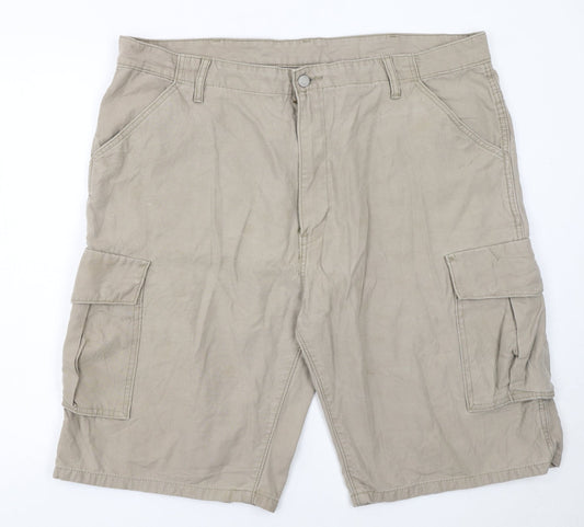 Levi's Men's Beige Cargo Shorts Size 42 Regular Fit Cotton