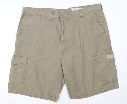 Wrangler Men's Beige Cargo Shorts Size 44 Cotton Casual