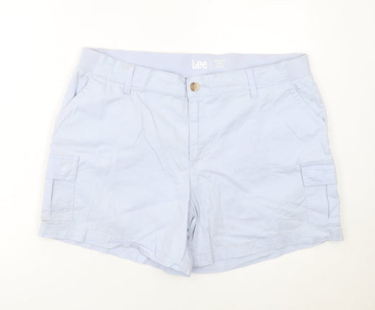 Lee Women's Light Blue Cargo Shorts Size 18M Regular Fit Mid Rise Cotton Blend