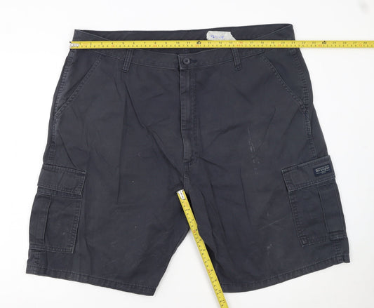 Wrangler Men's Black Cargo Shorts Size 42 Regular Cotton Workwear