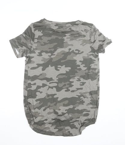 Paisley Sky Women's Green Camouflage Knot Hem Maternity T-Shirt - Size M