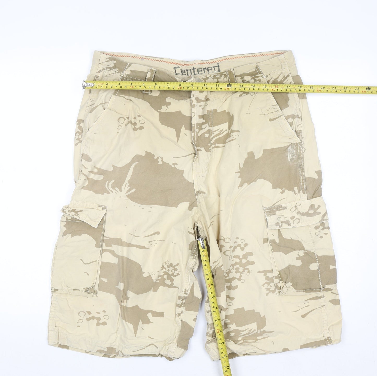 Centered Mens Beige Camouflage Cargo Shorts Size 36 Cotton