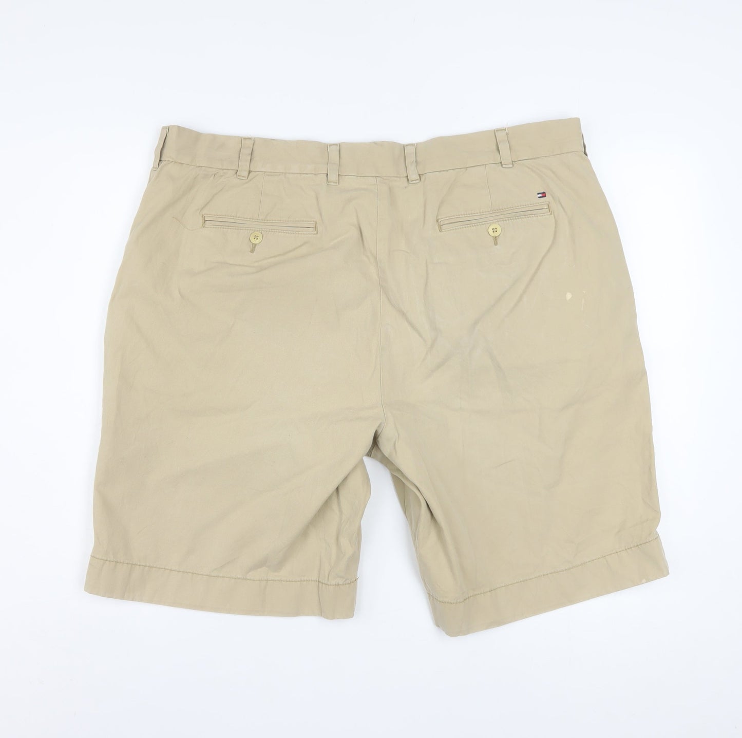 Tommy Hilfiger Men's Beige Classic Fit Chino Shorts Size 40