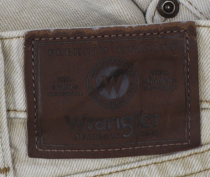 Wrangler Men's Beige Regular Fit Straight Leg Jeans 34x32