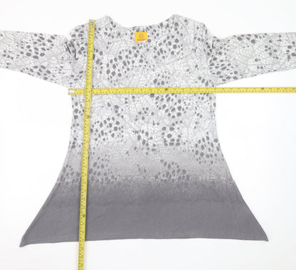 Ruby Rd. Women’s Grey Tunic Blouse Small 3/4 Sleeve Animal Print