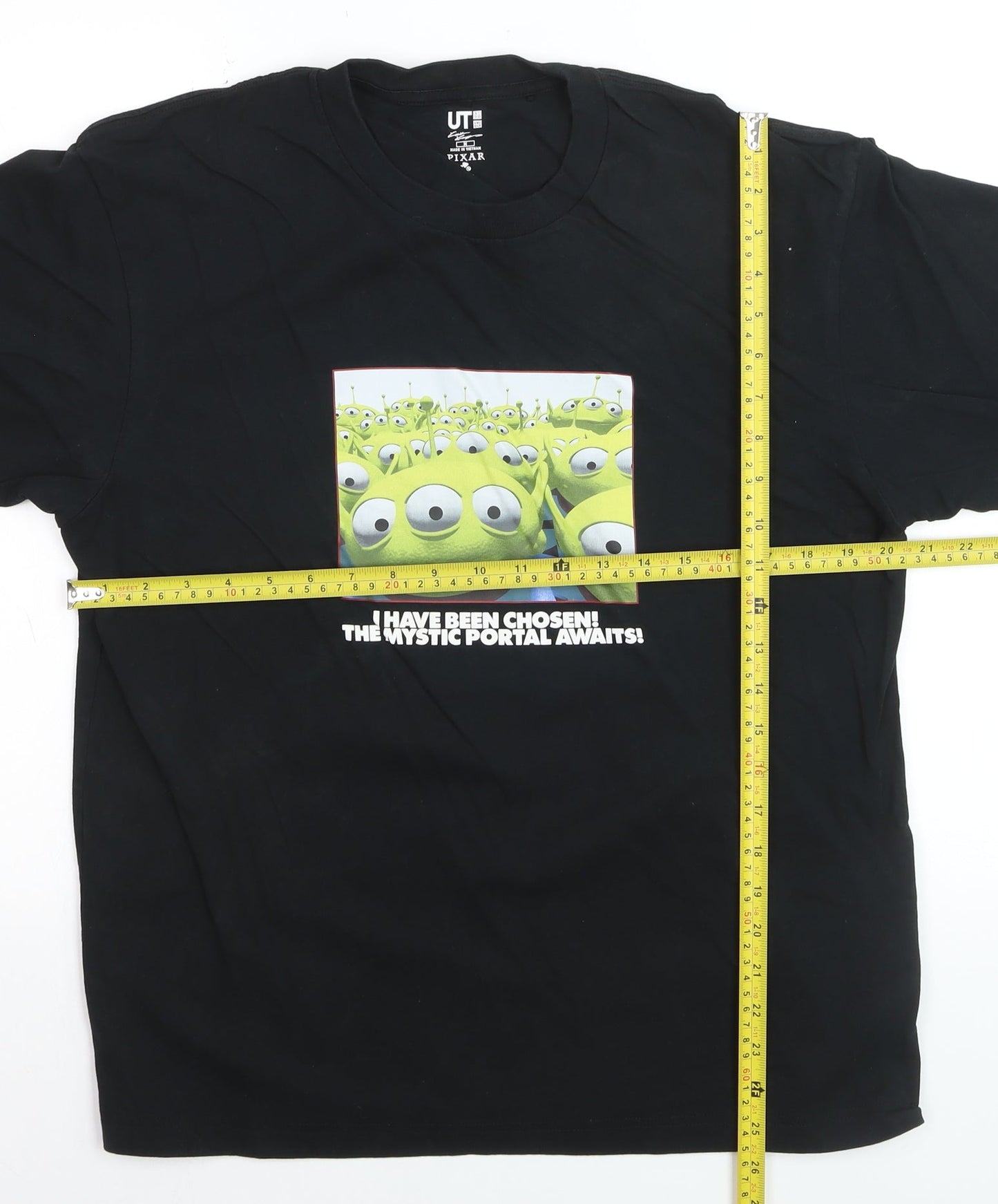 Uniqlo Pixar Alien Black Men's Medium Graphic T-Shirt