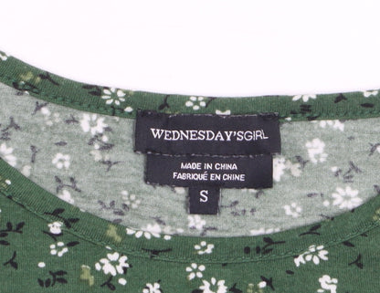 Wednesday’s Girl Women’s Green Floral Long Sleeve Jersey Blouse Size S