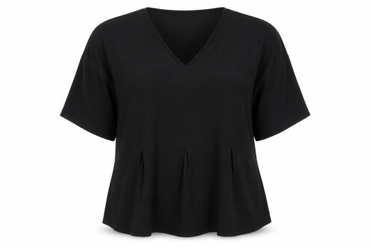 Front view of Gallery Women Black Large V-Neck Tunic Top with Tie Belt