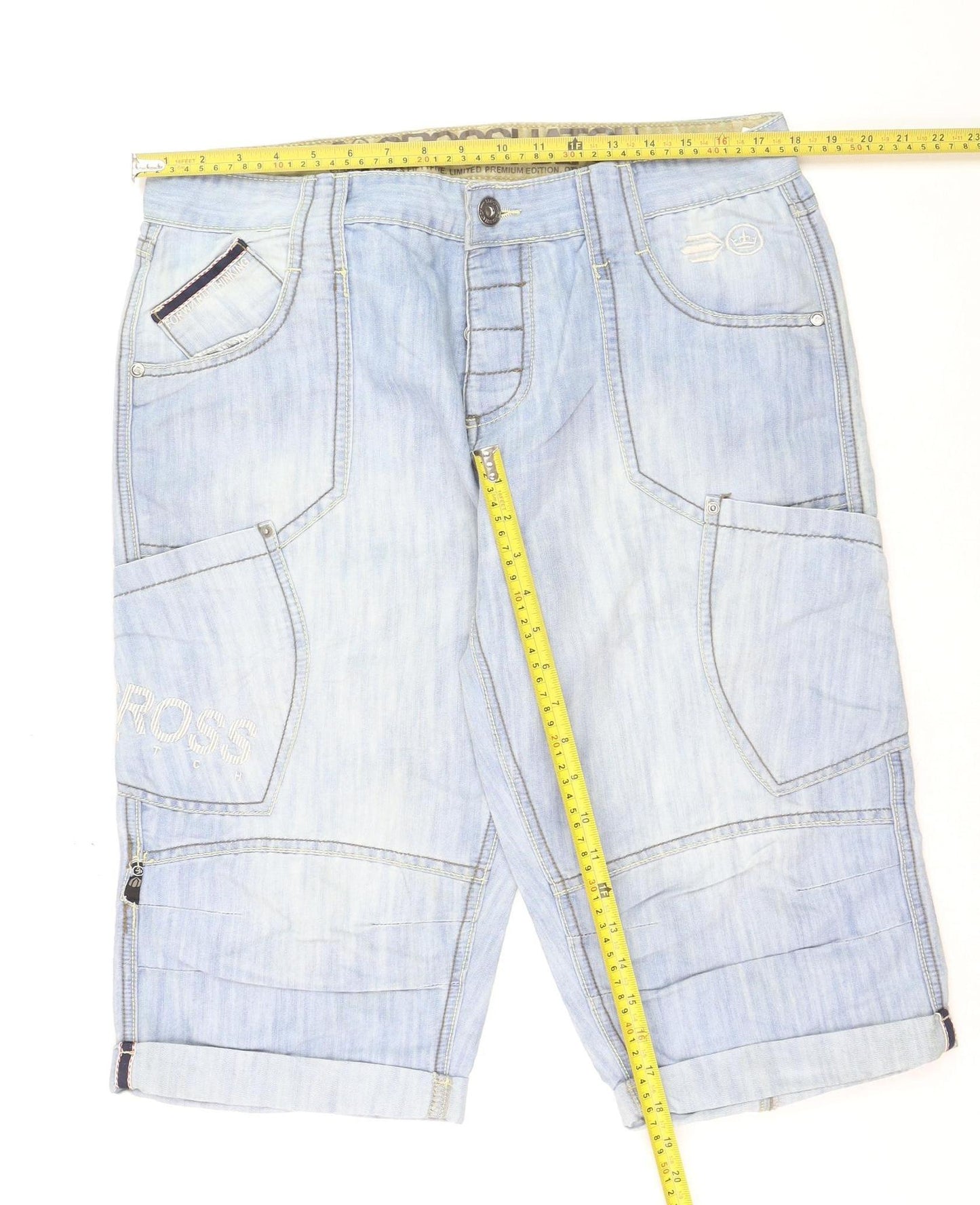 Crosshatch Men’s Blue Denim Cargo Shorts Size L 34in
