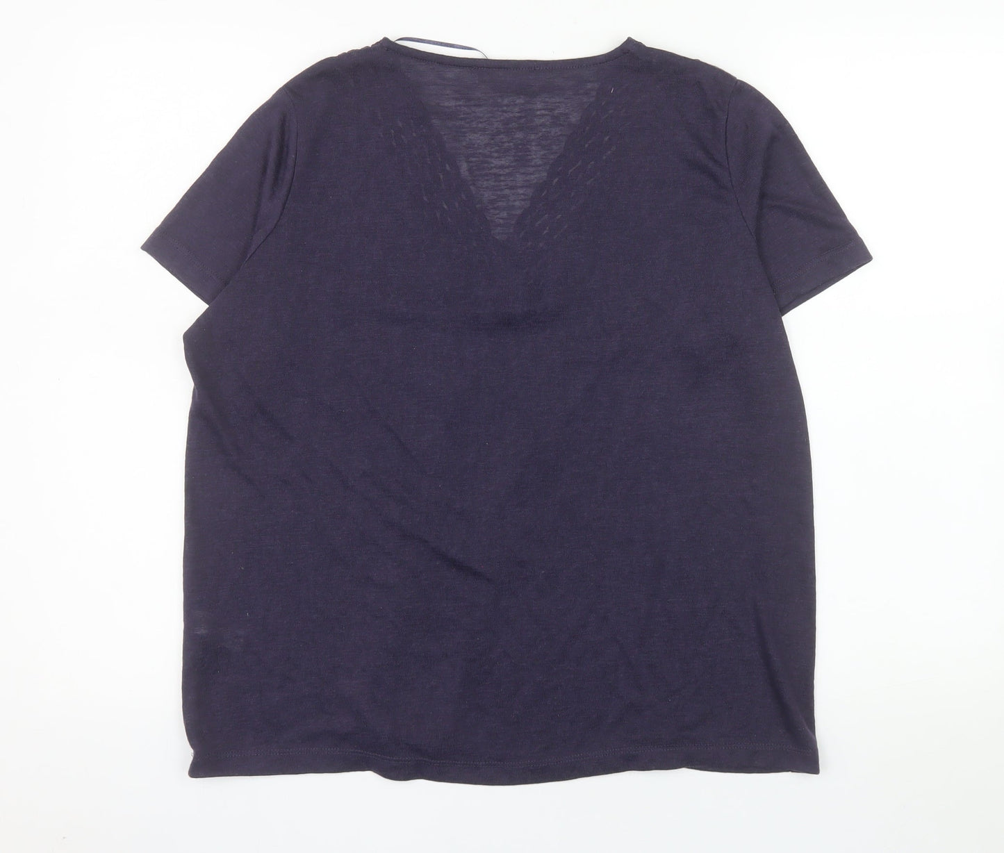Gallery Women’s Purple Short Sleeve V-Neck Crochet Trim T-Shirt Size L