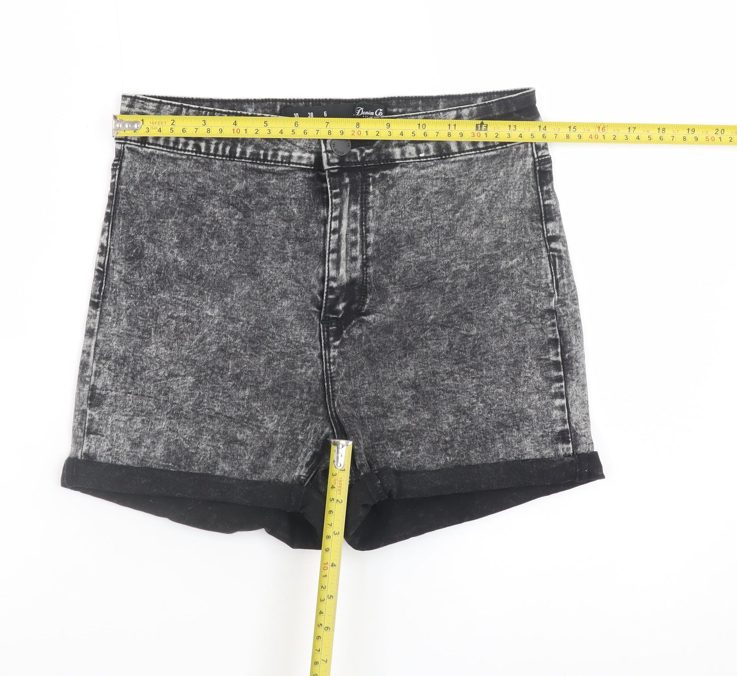 Denim Co Women’s Grey Acid Wash Cut-Off Denim Shorts Size 10
