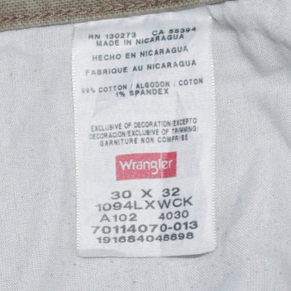 Wrangler Men's Beige Straight Leg Jeans 30x32 Cotton Blend