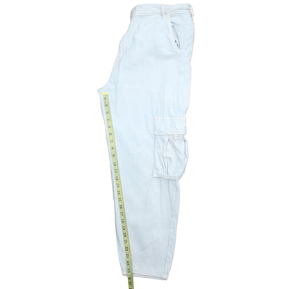 Levi's Women's Light Blue Cargo Jeans Size 31 Relaxed Fit