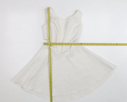 Boohoo Women White Size 10 Sleeveless Skater Dress