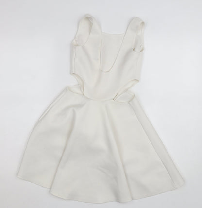 Boohoo Women White Size 10 Sleeveless Skater Dress