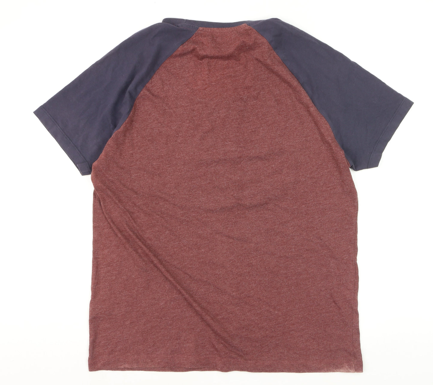 Cedar Wood State Men's Red Navy Sports Graphic T-Shirt Size S