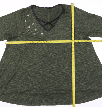 Yours Women’s Green 3/4 Sleeve V-Neck Plus Size T-Shirt Top 22